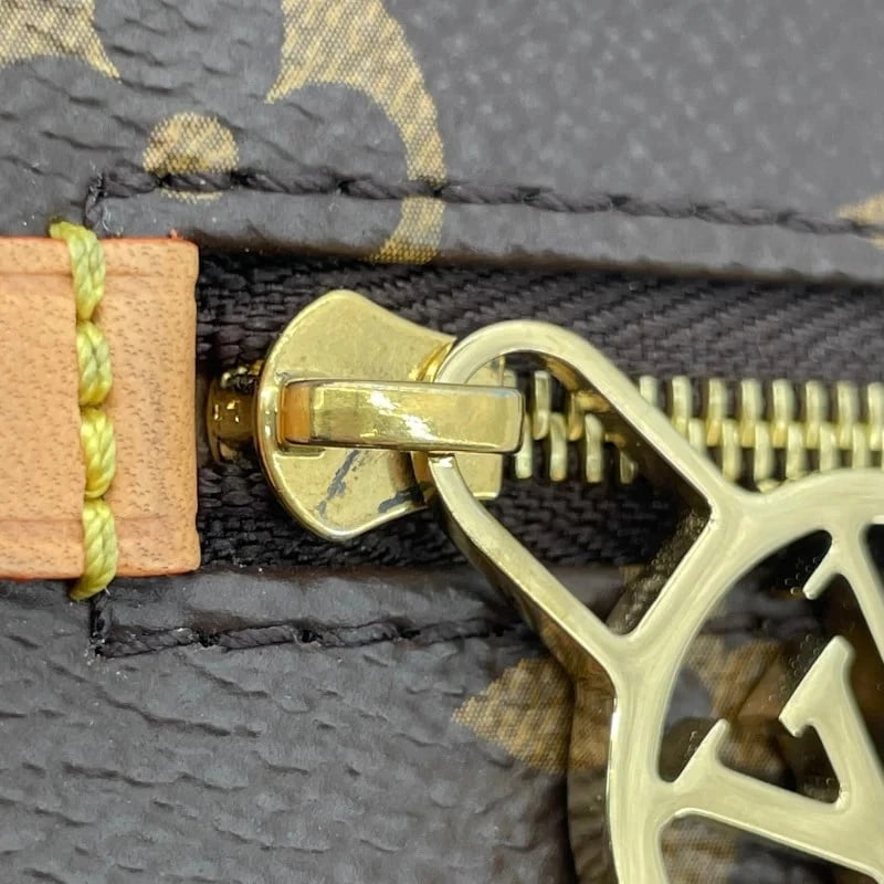 LOUIS VUITTON LOOP BROWN MONOGRAM - 8