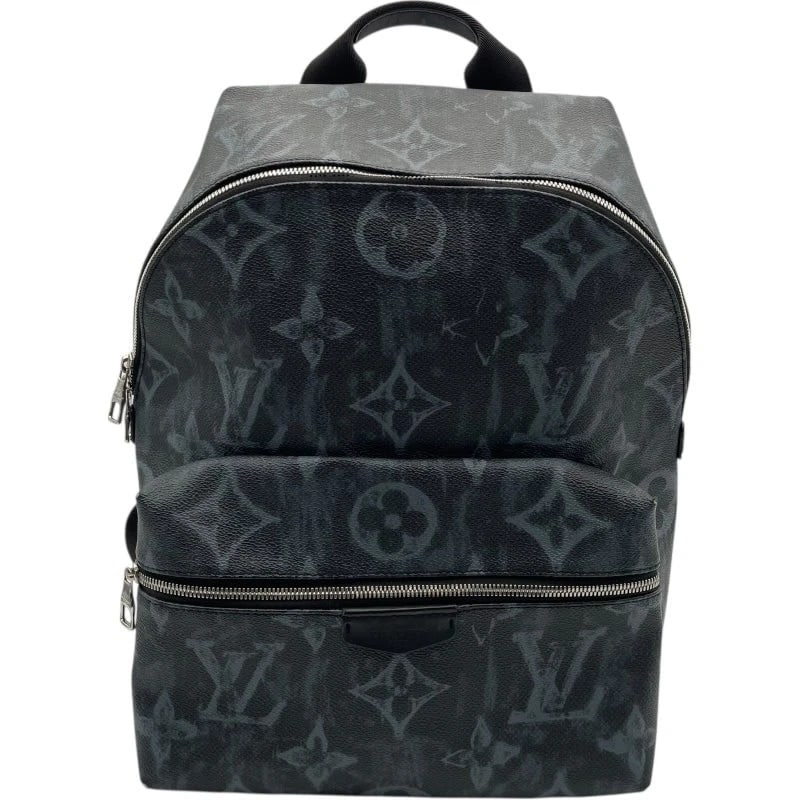 LOUIS VUITTON DISCOVERY PM BLACK MONOGRAM: Louis Vuitton Discovery PM Black Monogram Brand: LOUIS VUITTON Type: Handbag Material: Monogram Pastel Color: black Size: W: 28cm / H: 37cm / D: 16cm / Shoulder: 82cm Accessories: None