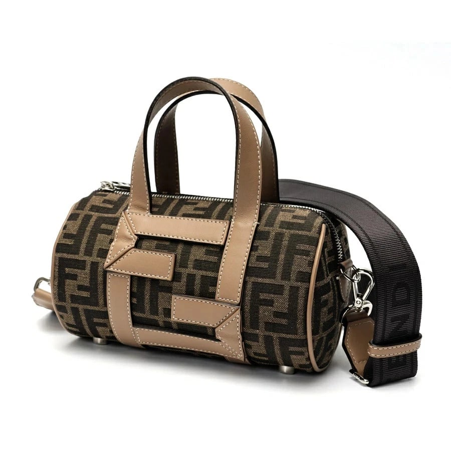 FENDI ZUCCA SMALL BOSTON: Fendi Zucca Small Boston Brand: Fendi Type: Bag Material: Canvas/Leather Color: Brown/Greige Size: W21×H12×D12cm Accessories: None Accessories Notice: When purchasing pre-owned goods, plea
