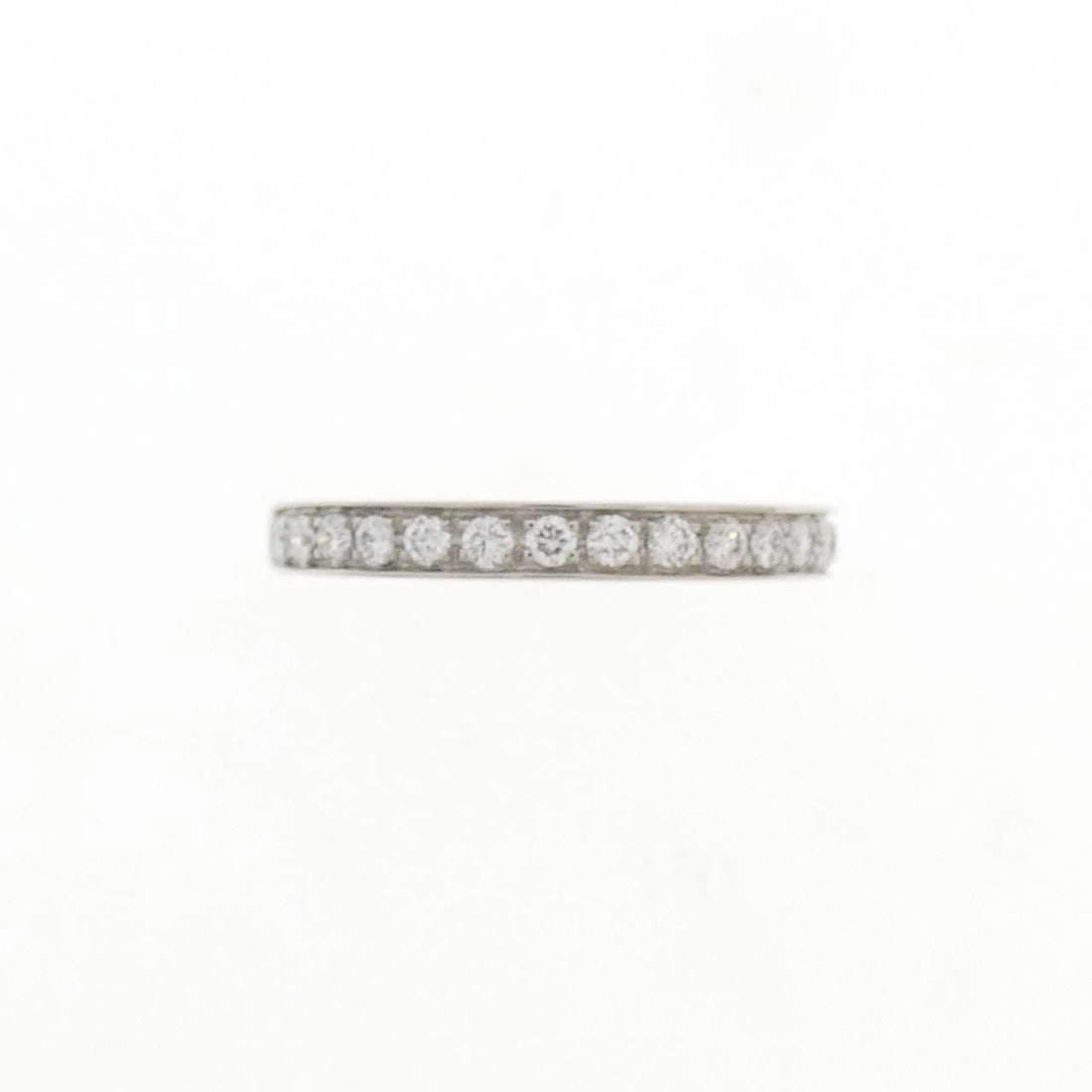 BVLGARI DE DEDICATA A VENICE RING: BVLGARI De Dedicata A Venice Ring Brand: BVLGARI Type: Ring Material: Platinum 950 Main Stone Natural Color: Platinum Size: 3 (US size) (44) Accessories: None Accessories Notice: When