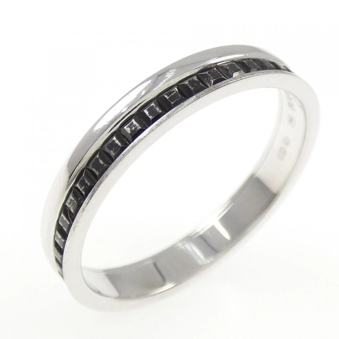 BOUCHERON QUATRE BLACK RING: Boucheron Quatre Black Ring Brand: Boucheron Type: Ring Material: 750WG PVD Color: 750WG PVD Size: 11.5-12 (US size) (65) Accessories: None Accessories Notice: When purchasing pre-owned