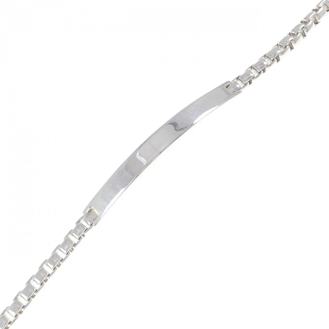 TIFFANY VENETIAN LINK I.D BRACELET: Tiffany Venetian Link I.D Bracelet Brand: Tiffany Type: Bracelet Material: 925 Silver Color: Silver Size: 16.5cm Accessories: None Accessories Notice: When purchasing pre-owned goods, please
