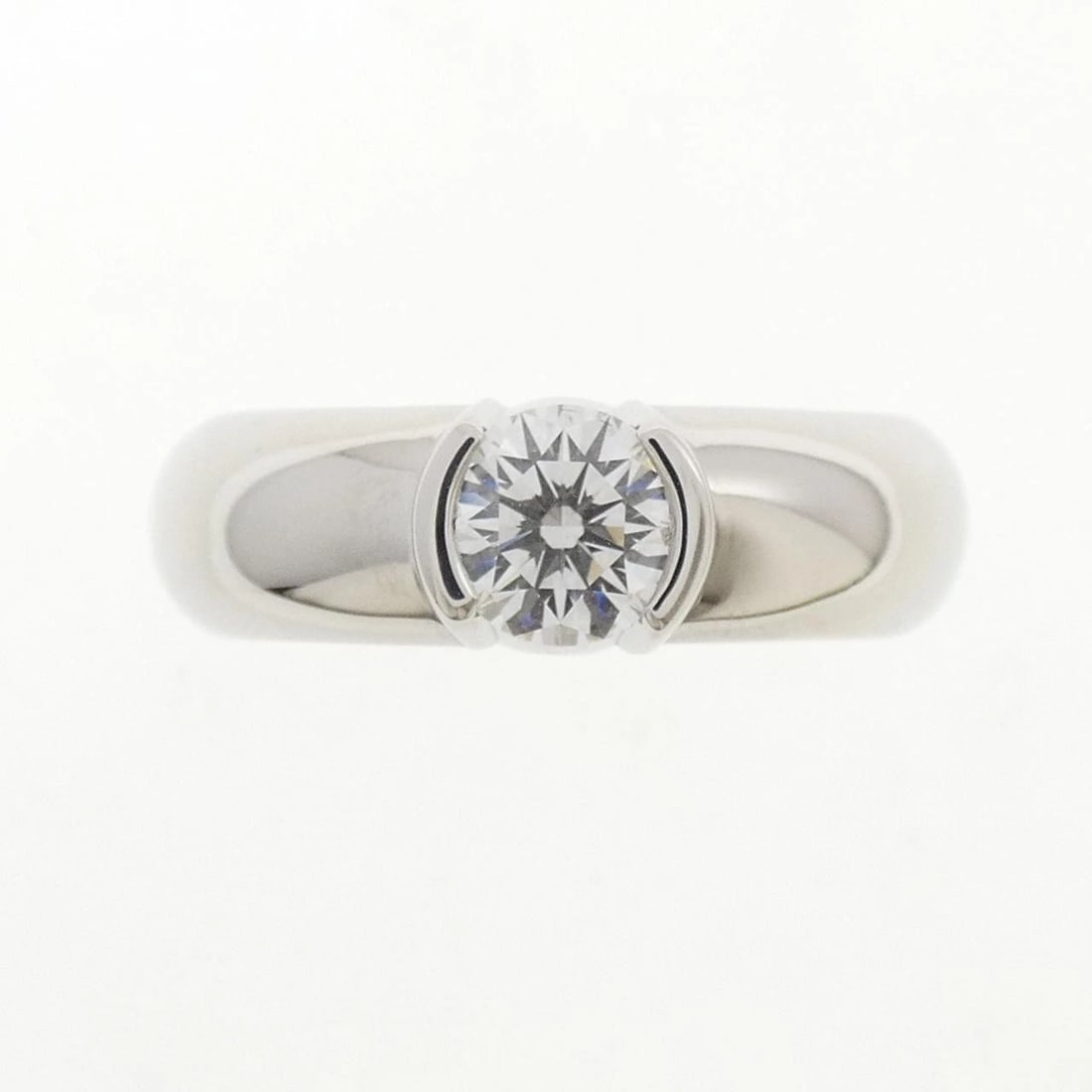 TIFFANY & CO. DOTS RING: Tiffany & Co. Dots Ring Brand: Tiffany Type: Ring Material: Platinum 950 Main Stone Natural Color: Platinum Size: 5 (US size) Accessories: None Accessories Notice: When purchasing pre-owned