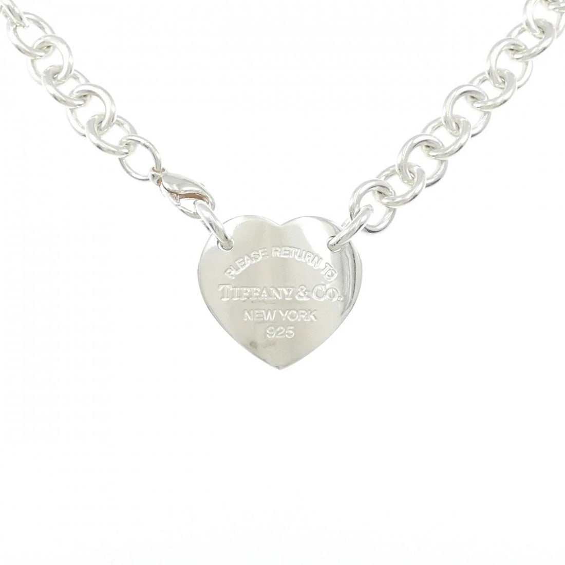 TIFFANY RETURN TO TIFFANY NECKLACE: Tiffany Return to Tiffany Necklace Brand: Tiffany Type: Necklace Material: 925 Silver Color: Silver Size: 38cm Accessories: None Accessories Notice: When purchasing pre-owned goods, please