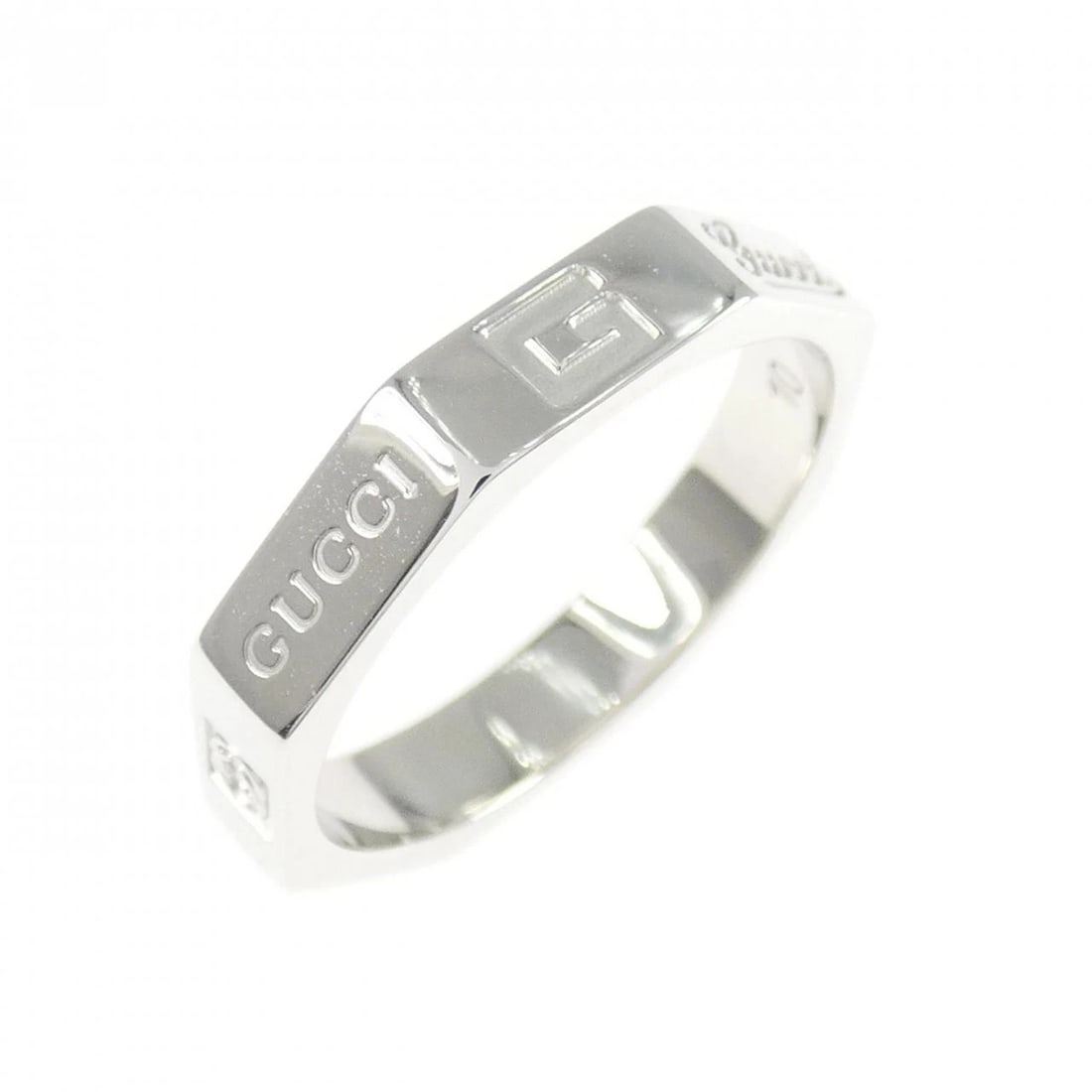GUCCI EIGHT RING: GUCCI Eight Ring Brand: GUCCI Type: Ring Material: 750 White Gold Color: White Gold Size: 5-5.5 (US size) Accessories: None Accessories Notice: When purchasing pre-owned goods, please refer