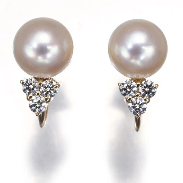 MIKIMOTO EARRINGS AKOYA: Mikimoto Earrings Akoya Brand: MIKIMOTO Type: Earrings Material: 18K / 750 / Yellow Gold Color: Yellow Gold Size: Total length of design: 13.0mm Accessories: None Accessories Notice: When