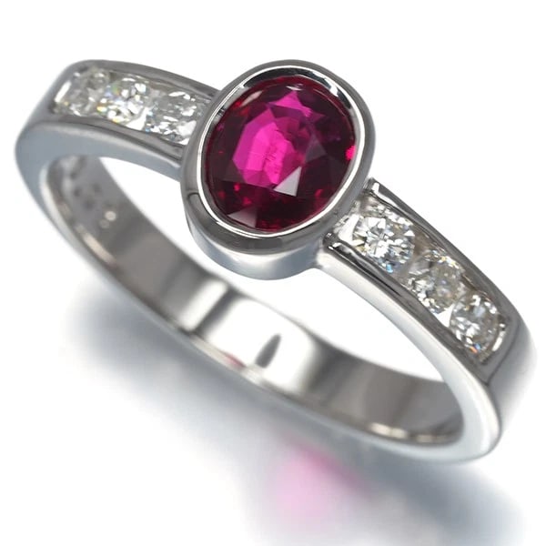 TASAKI RING RUBY: TASAKI Ring Ruby Brand: TASAKI Type: Ring Material: 900 / Platinum Color: Platinum Size: US8 Accessories: None Accessories Notice: When purchasing pre-owned goods, please refer to the phot