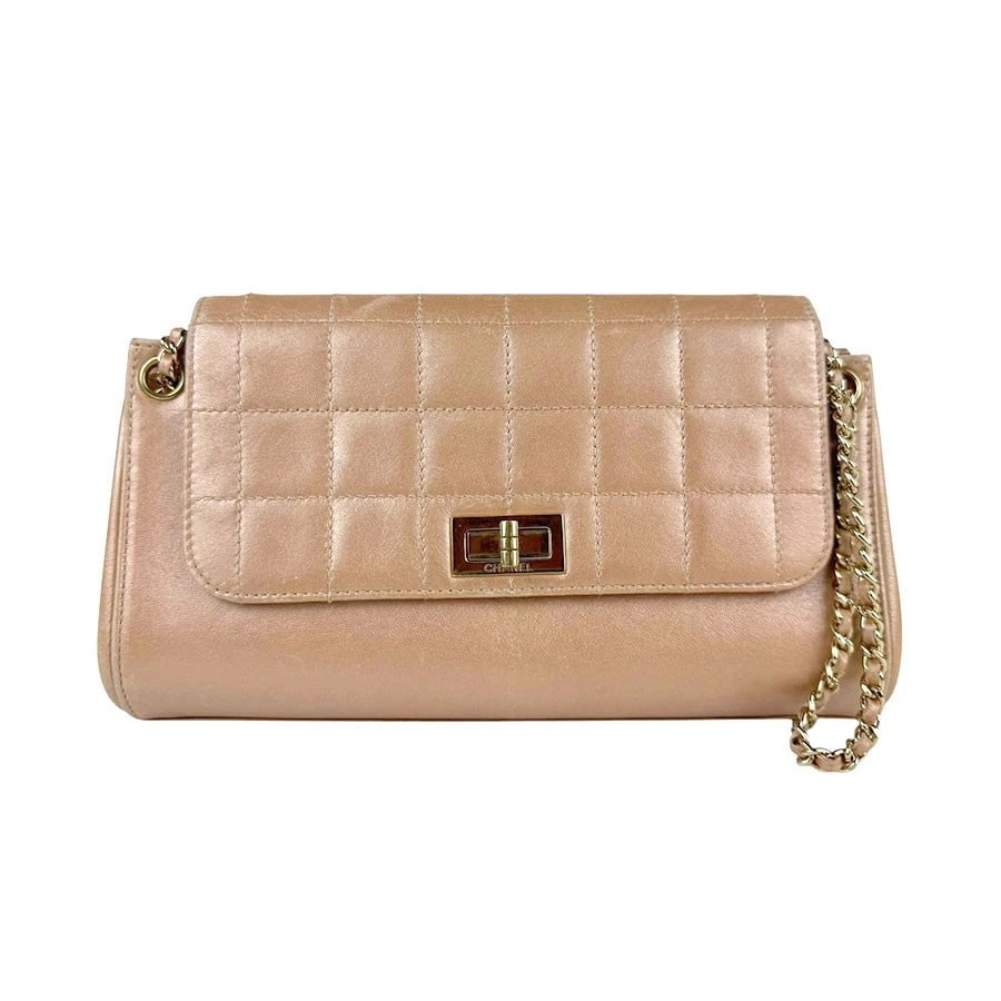 CHANEL CHOCOLATE BAR SHOULDER BAG PINK BEIGE LEATHER/GOLDTONE (1 of 10)