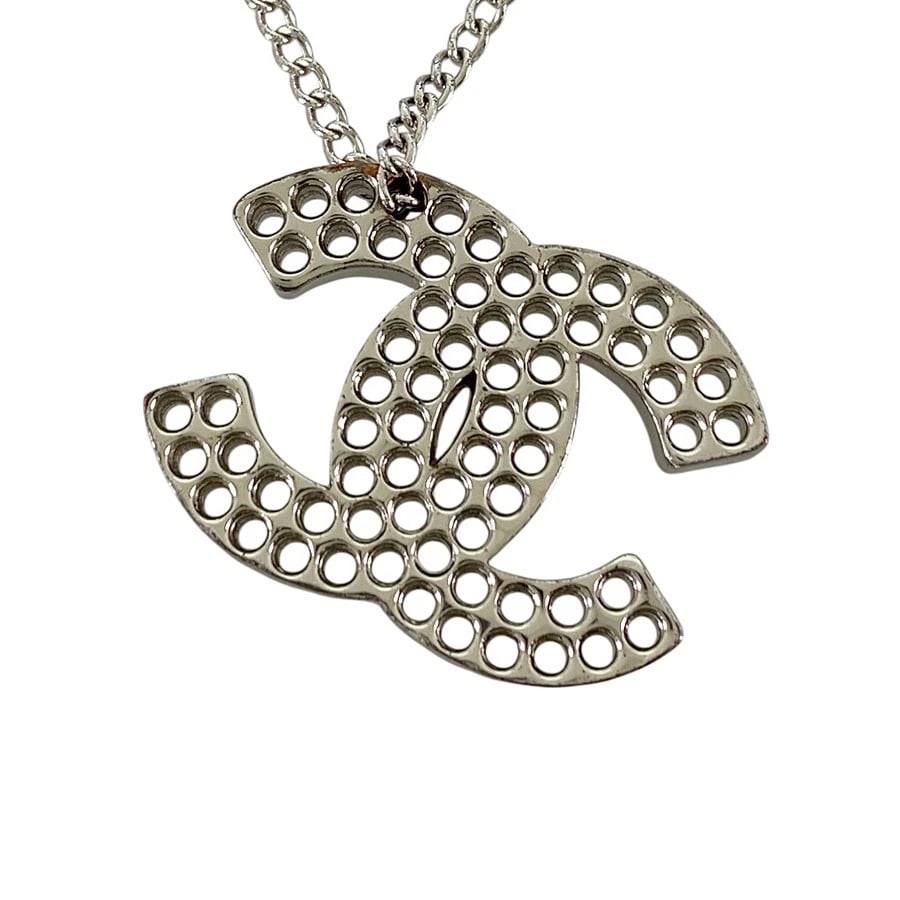 CHANEL METAL NECKLACE (1 of 5)