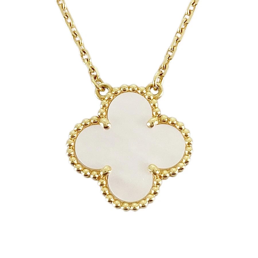 VAN CLEEF & ARPELS VINTAGE ALHAMBRA YELLOW GOLD SHELL NECKLACE: Van Cleef & Arpels Vintage Alhambra Yellow gold shell Necklace Brand: Van Cleef & Arpels Type: Necklace Material: 18K Yellow Gold shell Color: Gold Size: 14.5mm×14.5mm Necklace full