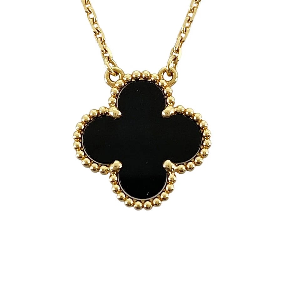 VAN CLEEF & ARPELS VINTAGE ALHAMBRA YELLOW GOLD ONYX NECKLACE: Van Cleef & Arpels Vintage Alhambra Yellow gold Onyx Necklace Brand: Van Cleef & Arpels Type: Necklace Material: Metal Color: Gold Size: 14.8mm×14.8mm Necklace full length:45cm Accessories: