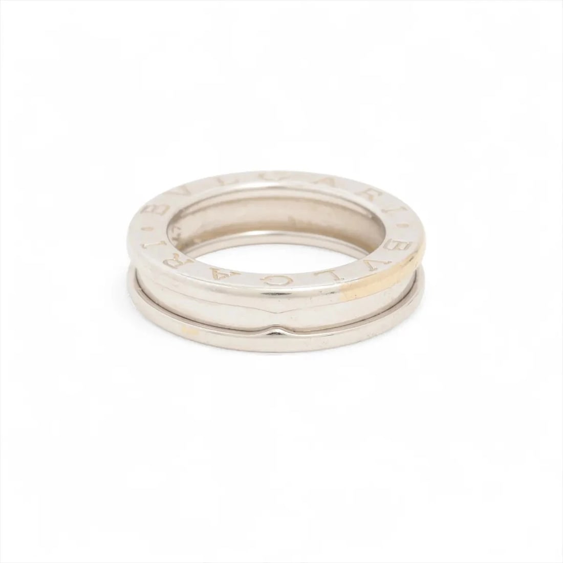 BVLGARI B.ZERO 1 RING 750(WG): Bvlgari B.Zero 1 Ring 750(WG) Brand: Bvlgari Type: Ring Material: none Color: 750(WG) Size: 4 US Accessories: None Accessories Notice: When purchasing pre-owned goods, please refer to the