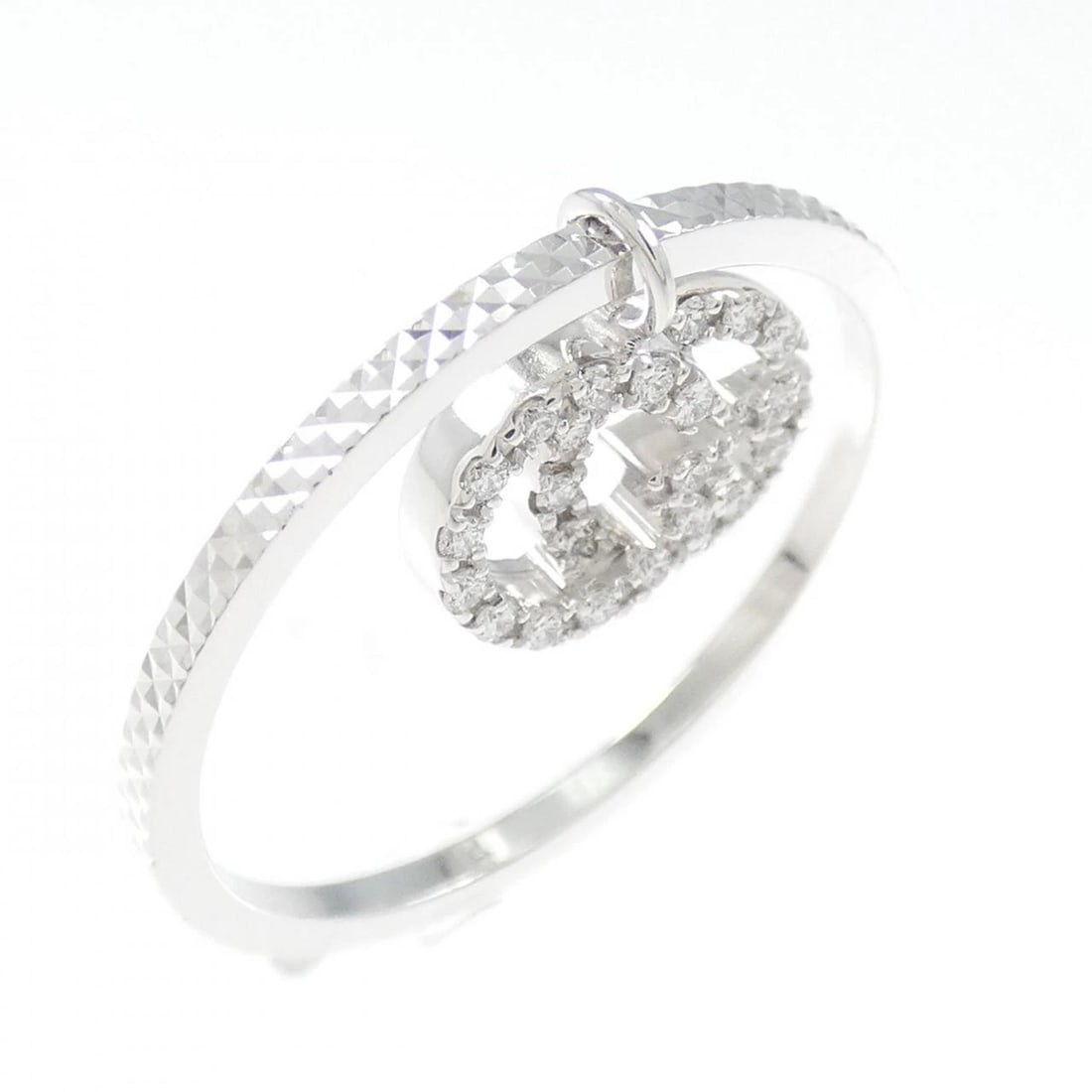 GUCCI 750WG RING: GUCCI 750WG Ring Brand: GUCCI Type: Ring Material: 750 White Gold Main Stone Natural Color: White Gold Size: 6.5-7 (US size) Accessories: None Accessories Notice: When purchasing pre-owned