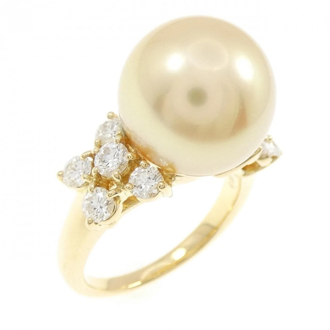 TASAKI SOUTH SEA PEARL RING: TASAKI South Sea Pearl Ring Brand: TASAKI Type: Ring Material: K18 Yellow Gold Main Stone South Sea Pearl Color: Yellow Gold Size: 7 (US size) Accessories: None Accessories Notice: When