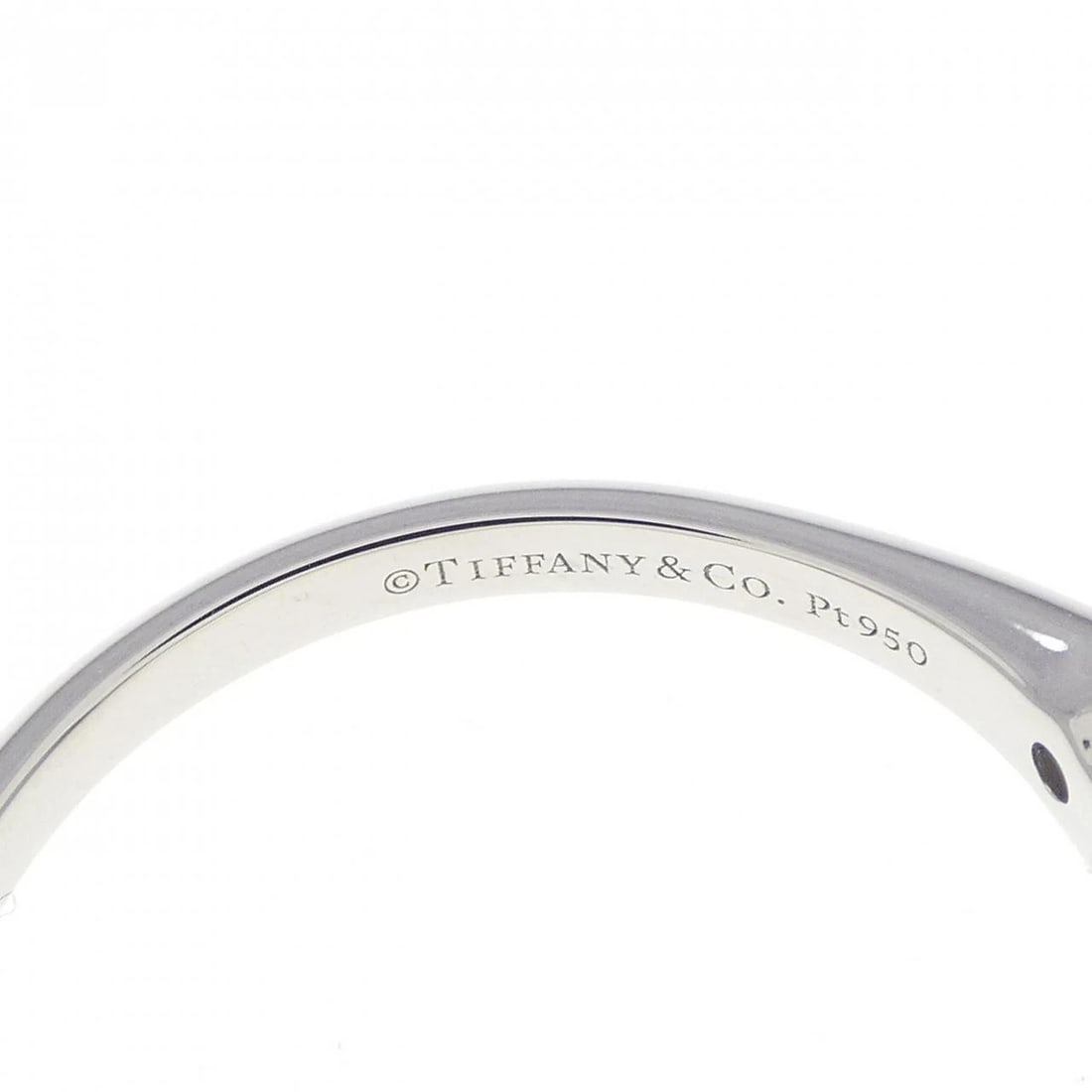 TIFFANY CLASSIC SOLITAIRE RING - 3