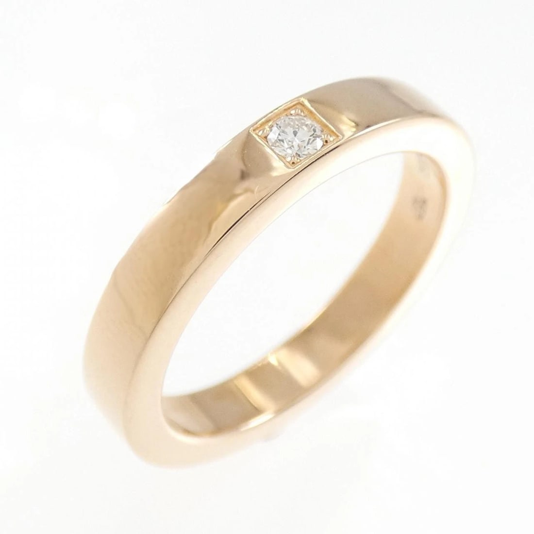 BVLGARI MARRY ME RING: Bvlgari Marry Me Ring Brand: BVLGARI Type: Ring Material: 750 Pink Gold Main Stone Natural Color: Pink Gold Size: 4-4.5 (US size) Accessories: None Accessories Notice: When purchasing pre-