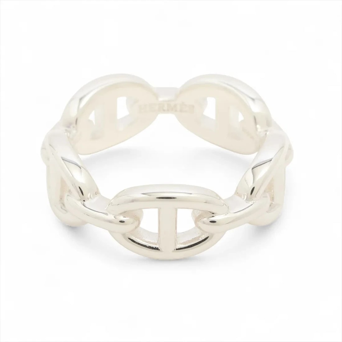 HERMÈS CHAÎNE D'ANCRE ENCHAINEE RING: Hermès Chaîne d'Ancre Enchainee Ring Brand: Hermès Type: Ring Material: Silver Color: 925 Silver Size: 6 US Accessories: None Accessories Notice: When purchasing pre-owned goods, please