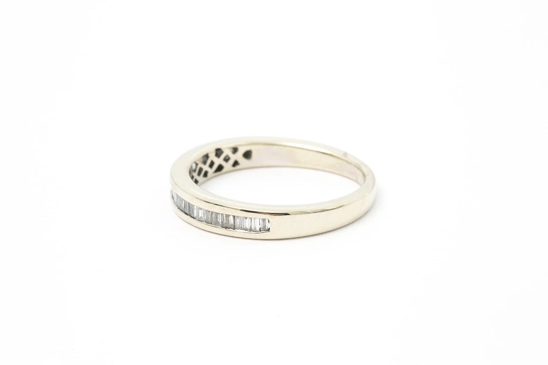 DIAMOND BAUGETTE STACKABLE WEDDING BAND RING - 3