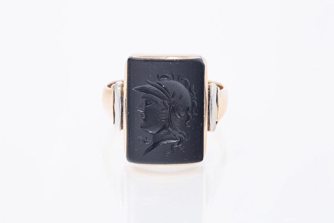 ANTIQUE BLACK ONYX INTAGLIO SOLDIER 14K WHITE YELLOW GOLD RING (1 of 4)
