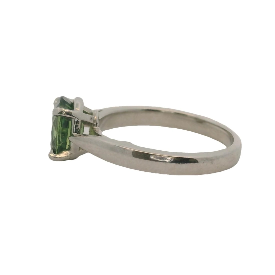 SOLID 900 PLATINUM AND GREEN PERIDOT SOLITAIRE RING - 2