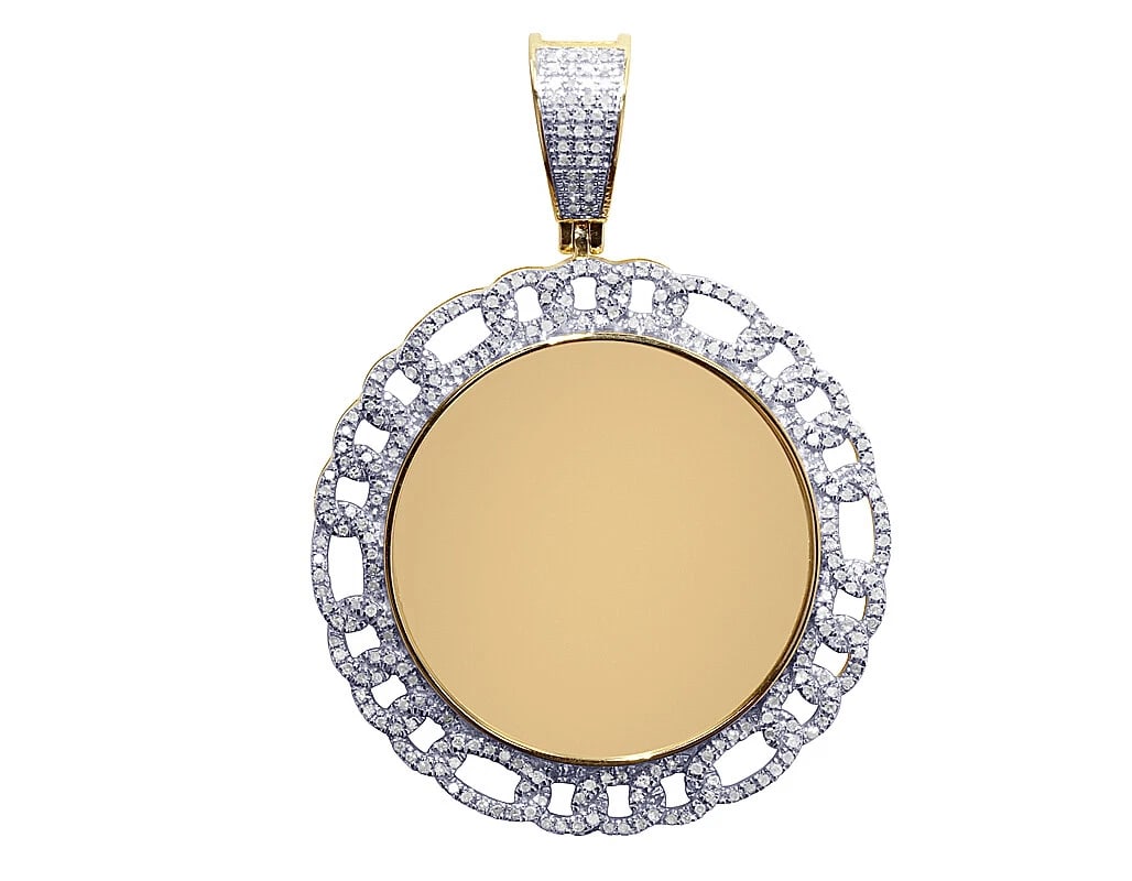 CUBAN FRAME DIAMOND MEMORY PENDANT: Cuban Frame Diamond Memory Pendant Brand: None Type: Pendant Material: Metal Yellow Gold Main Stone Natural Color: Yellow Gold Size: Dimension L 2" , W 1.5" Accessories: None Accessories N