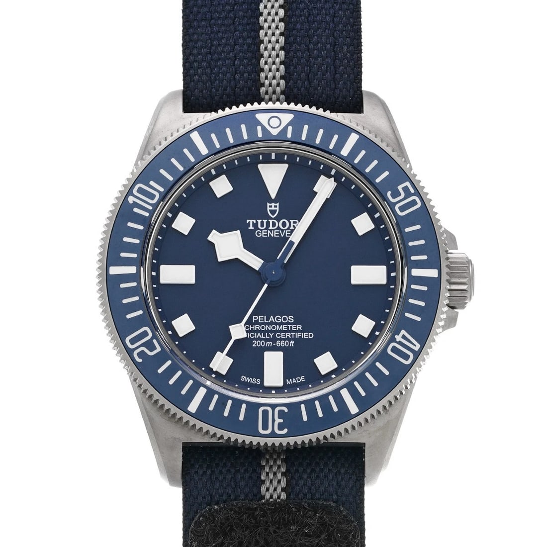 TUDOR PELAGOS NAVY WATCH: TUDOR Pelagos Navy WATCH Brand: TUDOR Type: Wristwatch Material: Band Material fabric, Case Material titanium Color: Dial Color Navy Size: Case H/about 42mm W/about 42mm D/about 12.8mm lug width:2