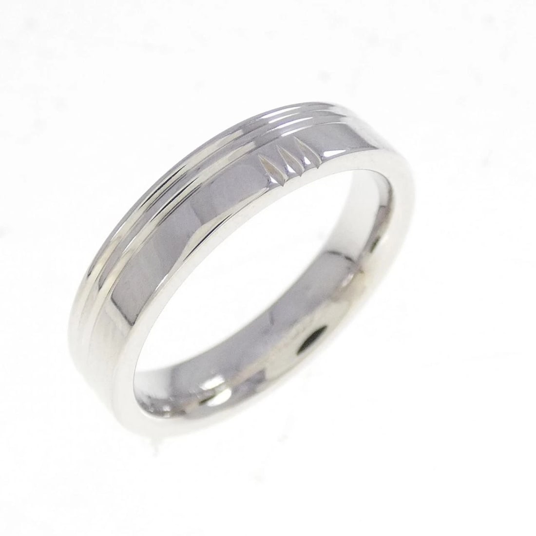 HERMES 750WG RING: HERMES 750WG Ring Brand: HERMES Type: Ring Material: 750 White Gold Color: White Gold Size: 3.5 (US size) Accessories: None Accessories Notice: When purchasing pre-owned goods, please refe
