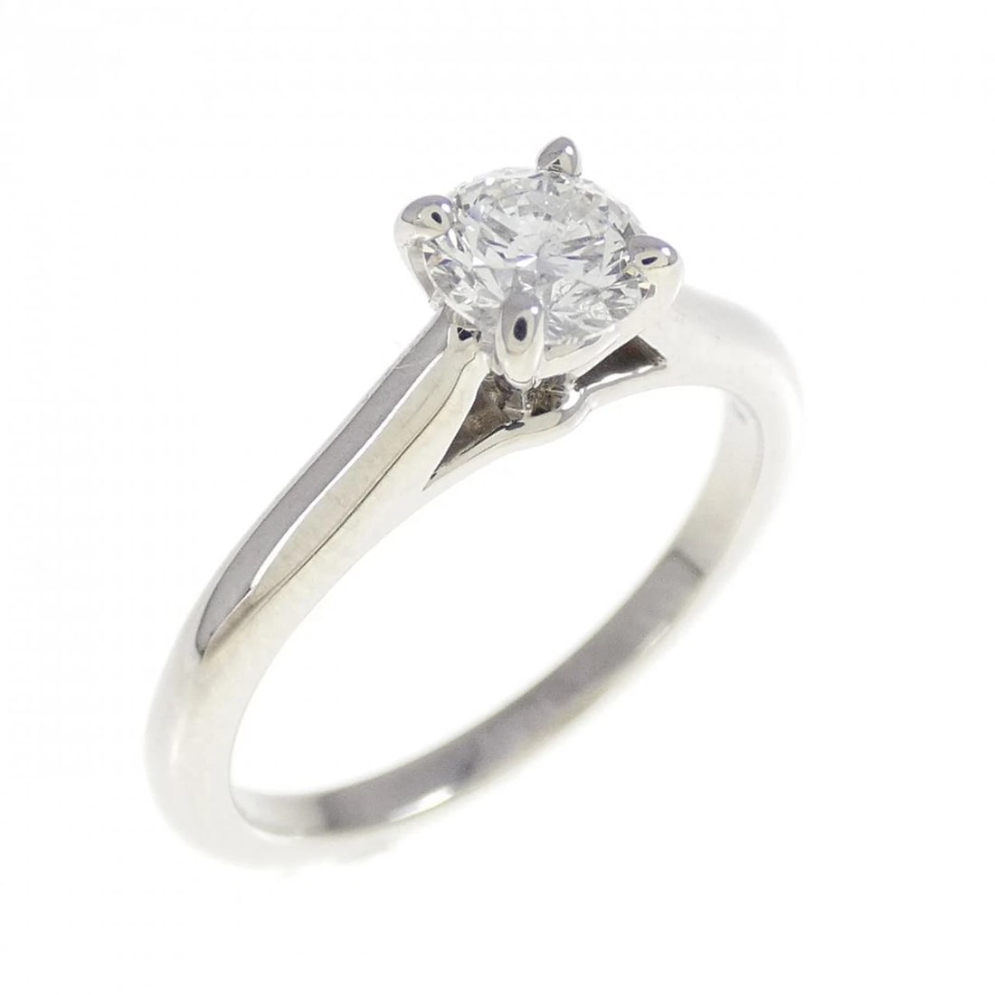 CARTIER SOLITAIL RING: Cartier Solitail Ring Brand: Cartier Type: Ring Material: Platinum 950 Main Stone Natural Color: Platinum Size: 4-4.5 (US size) Accessories: None Accessories Notice: When purchasing pre-ow