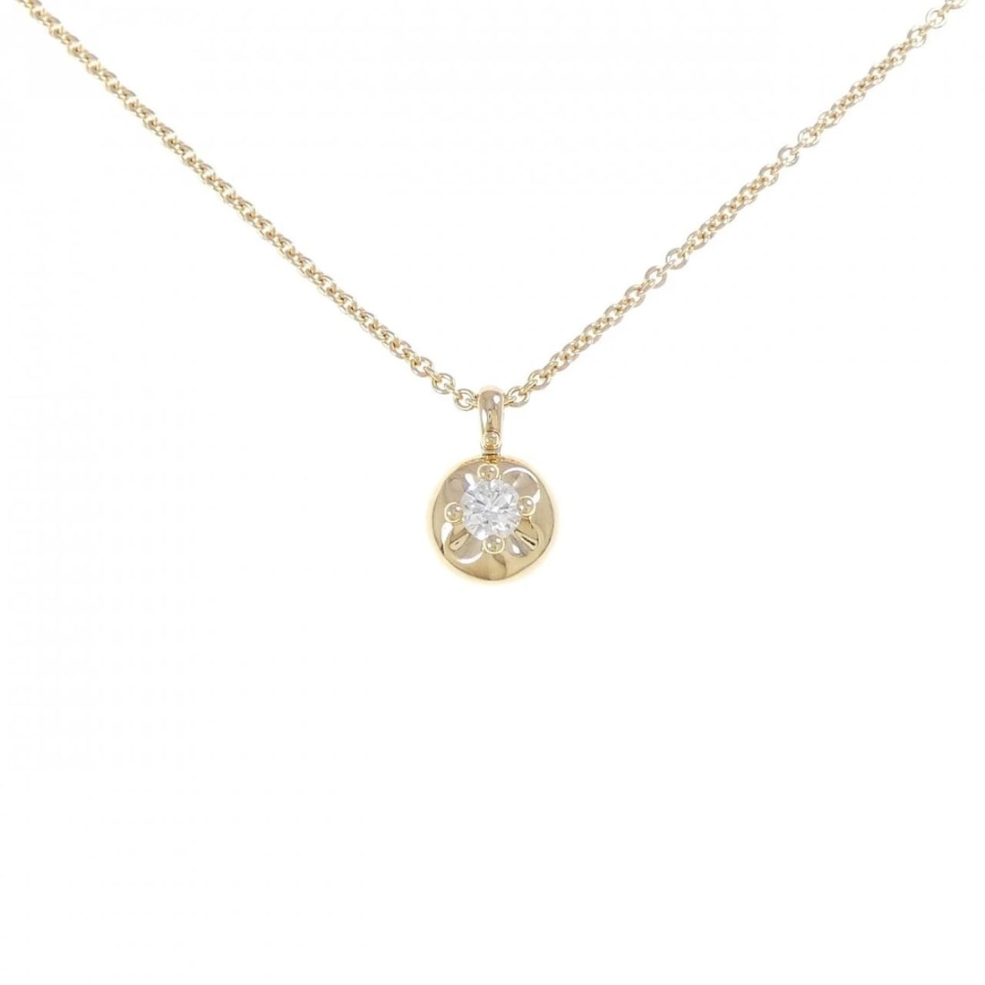BVLGARI CORONA NECKLACE: BVLGARI Corona Necklace Brand: BVLGARI Type: Necklace Material: 750 Yellow Gold Main Stone Natural Color: Yellow Gold Size: 40cm ActualSize Pendant top H x W: 16.1mmx10.8mm Chain Max. W: 1.7mm