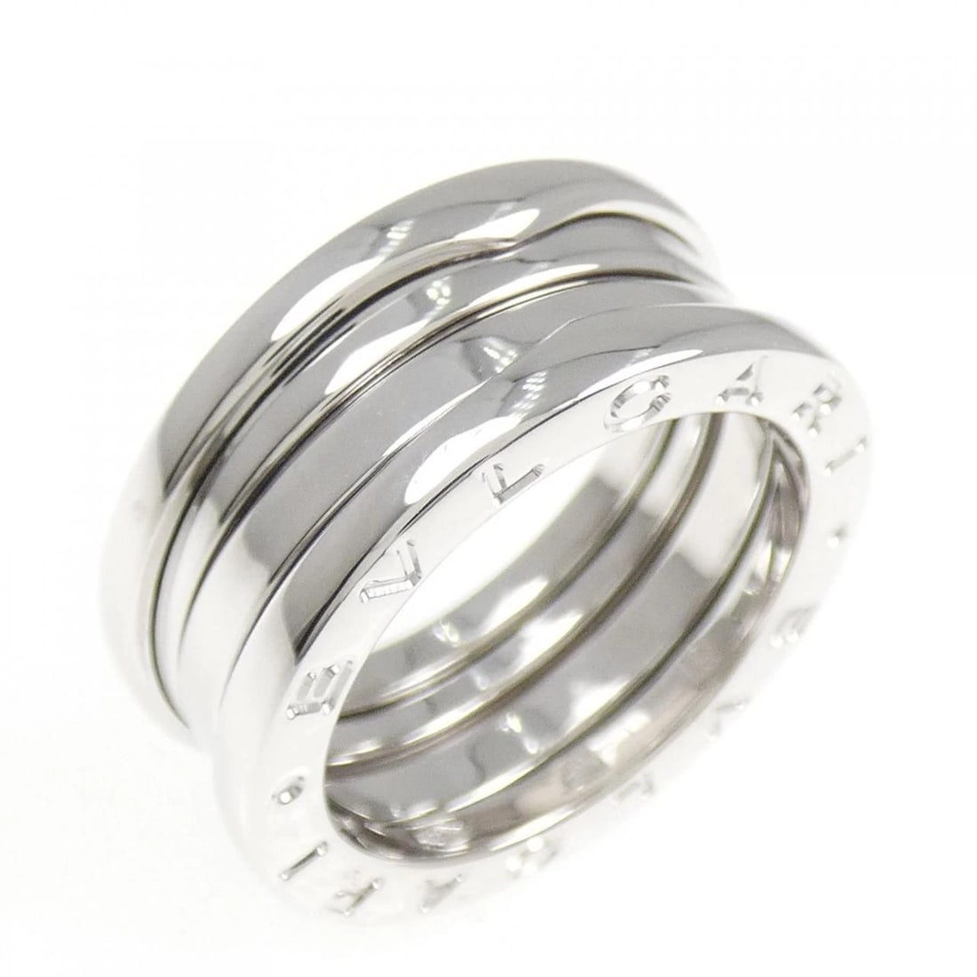 BVLGARI B.ZERO1 3 BANDS RING: BVLGARI B.zero1 3 Bands Ring Brand: BVLGARI Type: Ring Material: 750 White Gold Color: White Gold Size: 5.5 -6 (US size) Accessories: None Accessories Notice: When purchasing pre-owned goo