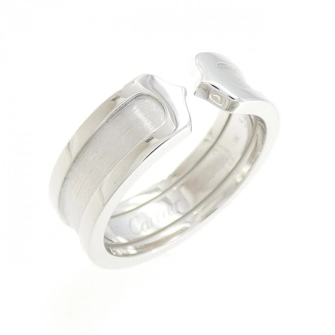 CARTIER C2 SMALL RING: Cartier C2 Small Ring Brand: Cartier Type: Ring Material: 750 White Gold Color: White Gold Size: 7-7.5 (US size) Accessories: None Accessories Notice: When purchasing pre-owned goods, please