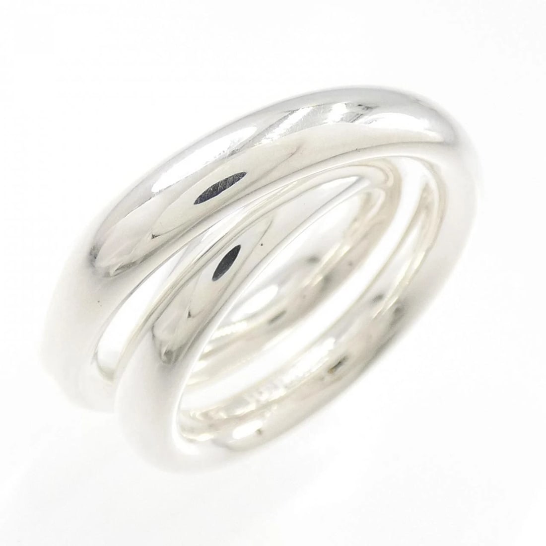 HERMES VERTIGE RING: HERMES VERTIGE Ring Brand: HERMES Type: Ring Material: 925 Silver Color: Silver Size: 6 (US size) Accessories: None Accessories Notice: When purchasing pre-owned goods, please refer to the