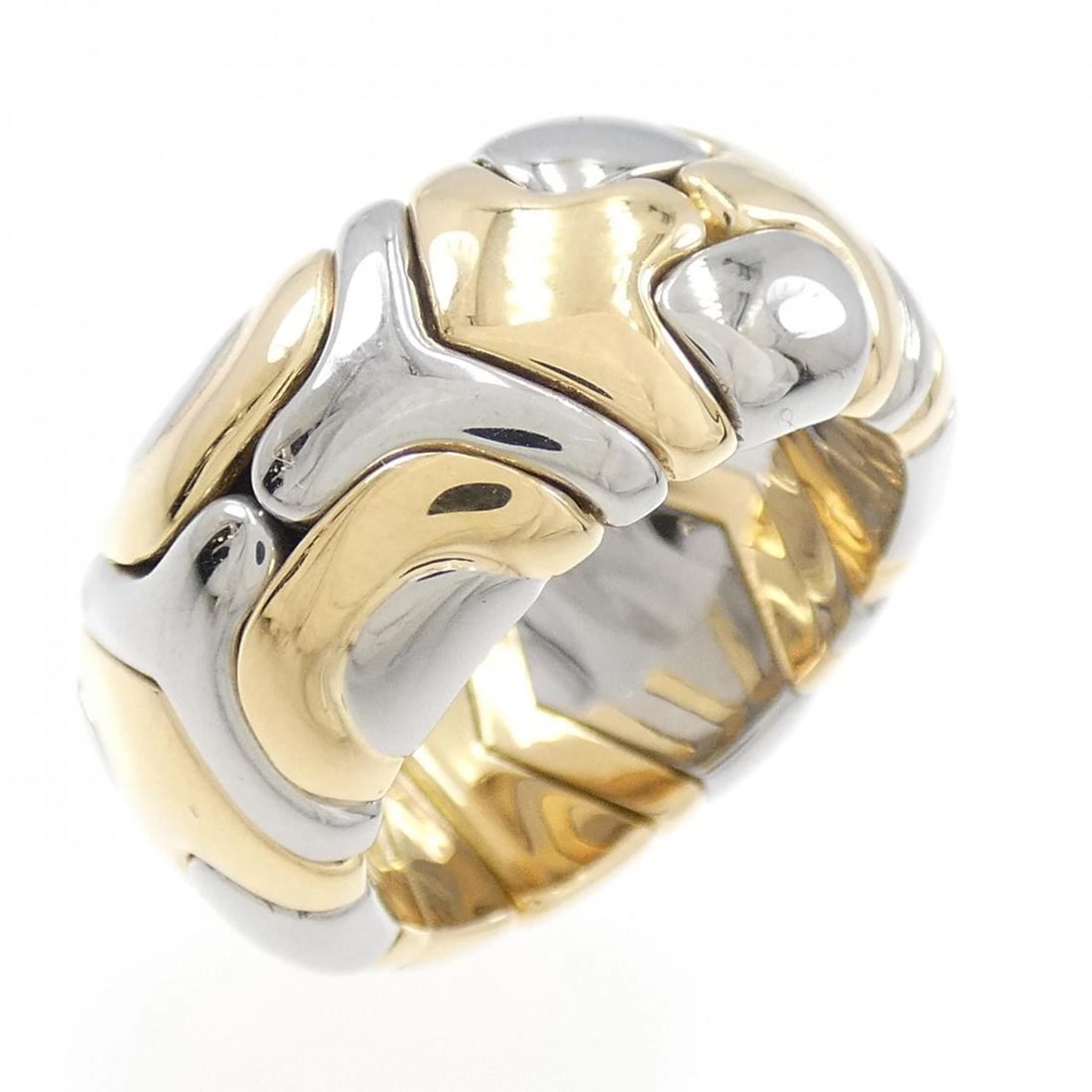 BVLGARI ALVEARE RING: BVLGARI Alveare Ring Brand: BVLGARI Type: Ring Material: 750 Yellow Gold * Color: Yellow Gold Size: 5.5 -6 (US size) Accessories: None Accessories Notice: When purchasing pre-owned goods,