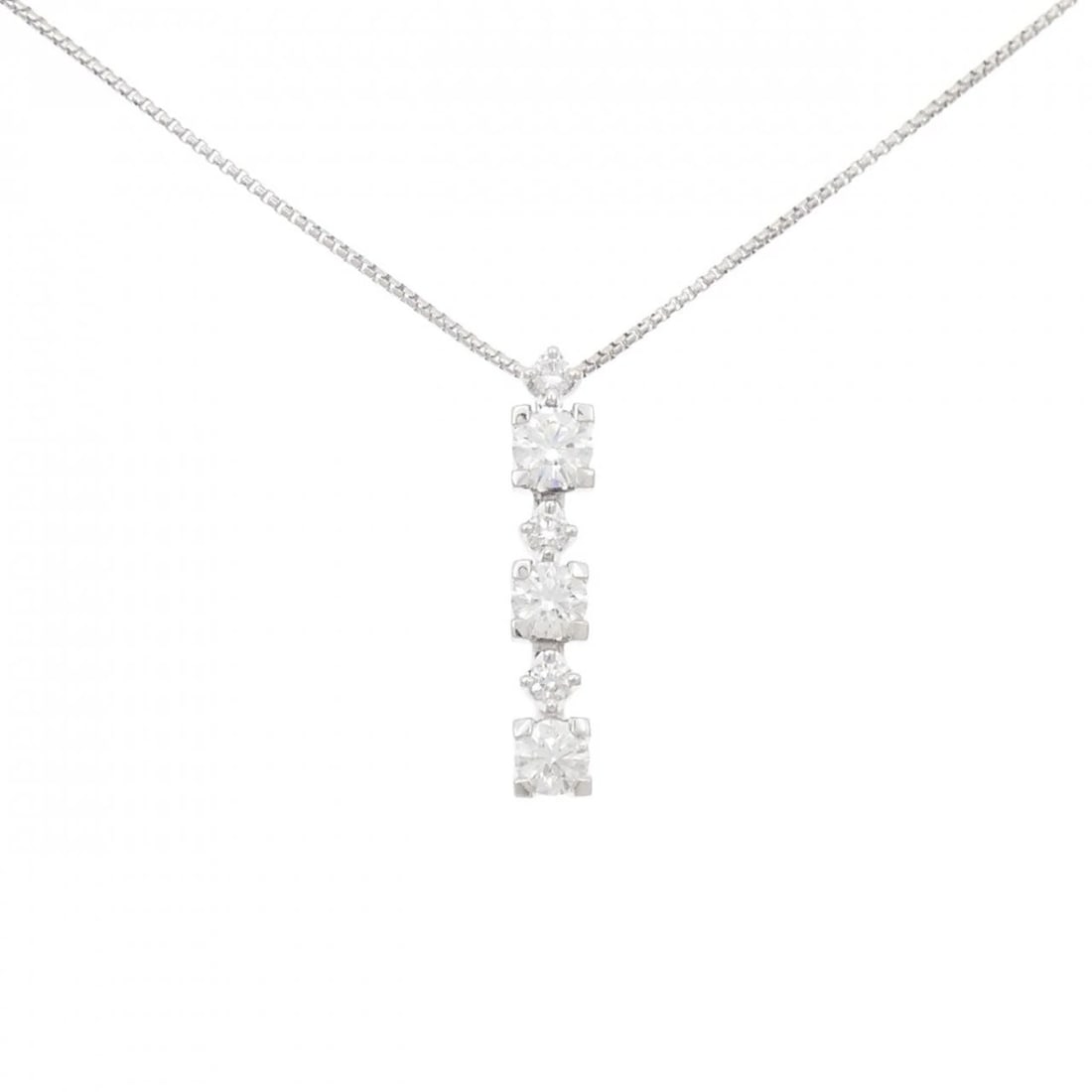 TASAKI DIAMOND NECKLACE: TASAKI Diamond Necklace Brand: TASAKI Type: Necklace Material: Platinum 900 Platinum 850 Main Stone Natural Color: Platinum Size: 45cm ActualSize Pendant top H x W: 23.3mmx4.3mm Chain Max. W: