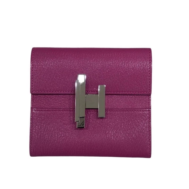 HERMES CINETIC MINI SHOULDER BAG: HERMES Cinetic Mini Shoulder Bag Brand: HERMES Type: Shoulder Bag Material: Exterior Material Shave Color: Rose purple Size: W4.7 x H4.3x D0.8inch Accessories: None Accessories Notice: Whe