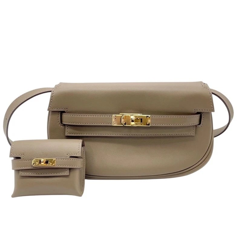 HERMES KELLY MOVE SHOULDER BAG: HERMES Kelly Move Shoulder Bag Brand: HERMES Type: Shoulder Bag Material: Exterior Material Swift Color: Etup x Gold Hardware Size: W7.9 x H4.3x D2.4inch Shoulder:40.6inch Accessories: None