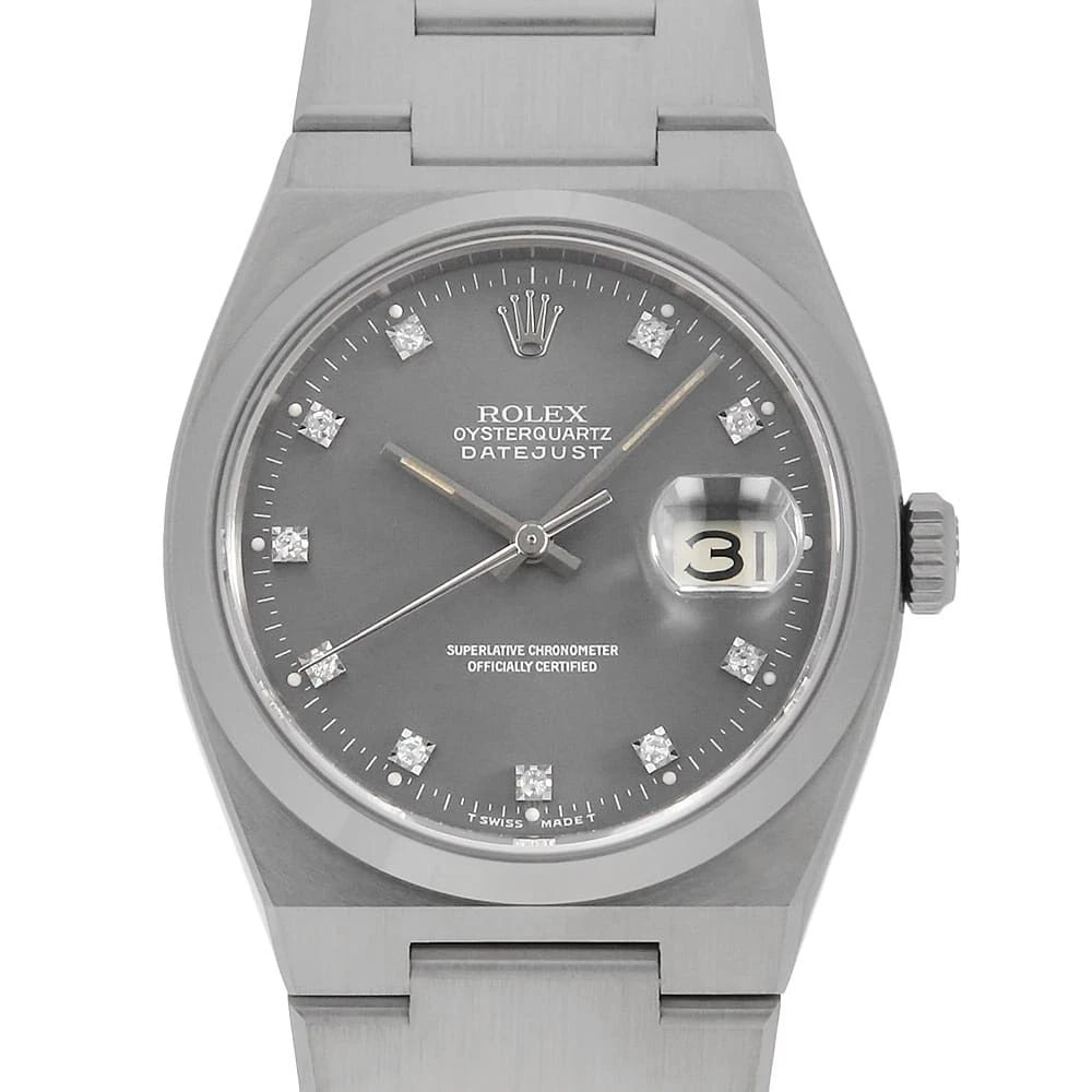 ROLEX OYSTER QUARTZ DIAMOND GRAY WATCH: ROLEX Oyster quartz diamond grayWatch Brand: ROLEX Type: Wrist watch Material: Band Material Stainless Steel, Case Material Stainless Steel Color: Dial Color Gray Size: Band Size 17.5cm (6.9inch),