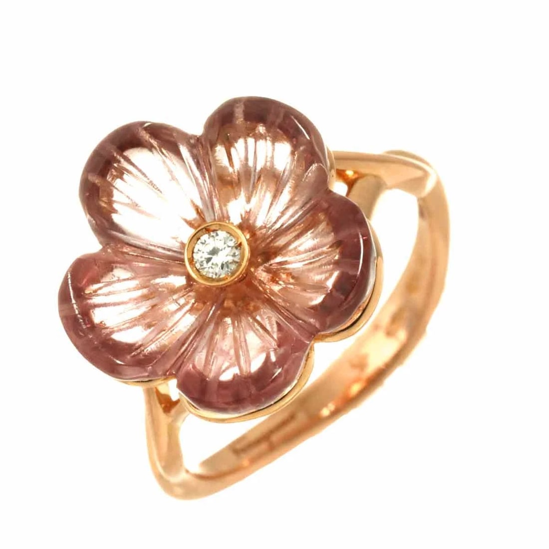 SALVATORE FERRAGAMO DIAMOND RING 18K PG: Salvatore Ferragamo Diamond Ring 18K PG Brand: Salvatore Ferragamo Type: Ring Material: 18K Pink Gold Main Stone Natural Color: Pink Gold Size: 6(US) Accessories: None Accessories Notice: