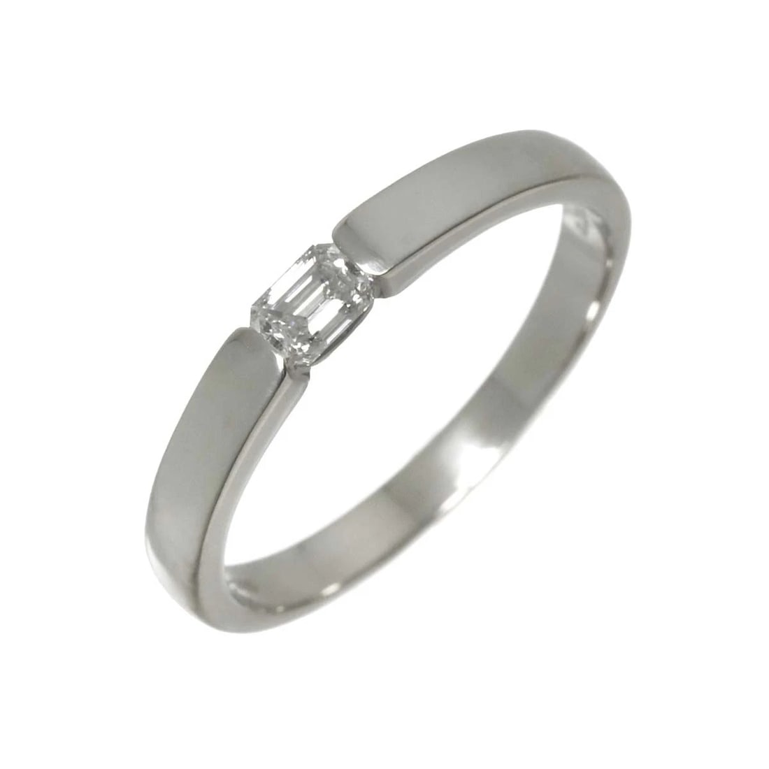 DIAMOND RING PT PLATINUM: Diamond Ring Pt Platinum Brand: Unbranded Type: Ring Material: Pt Platinum Main Stone Natural Color: Platinum Size: 6(US) Accessories: None Accessories Notice: When purchasing pre-owned go