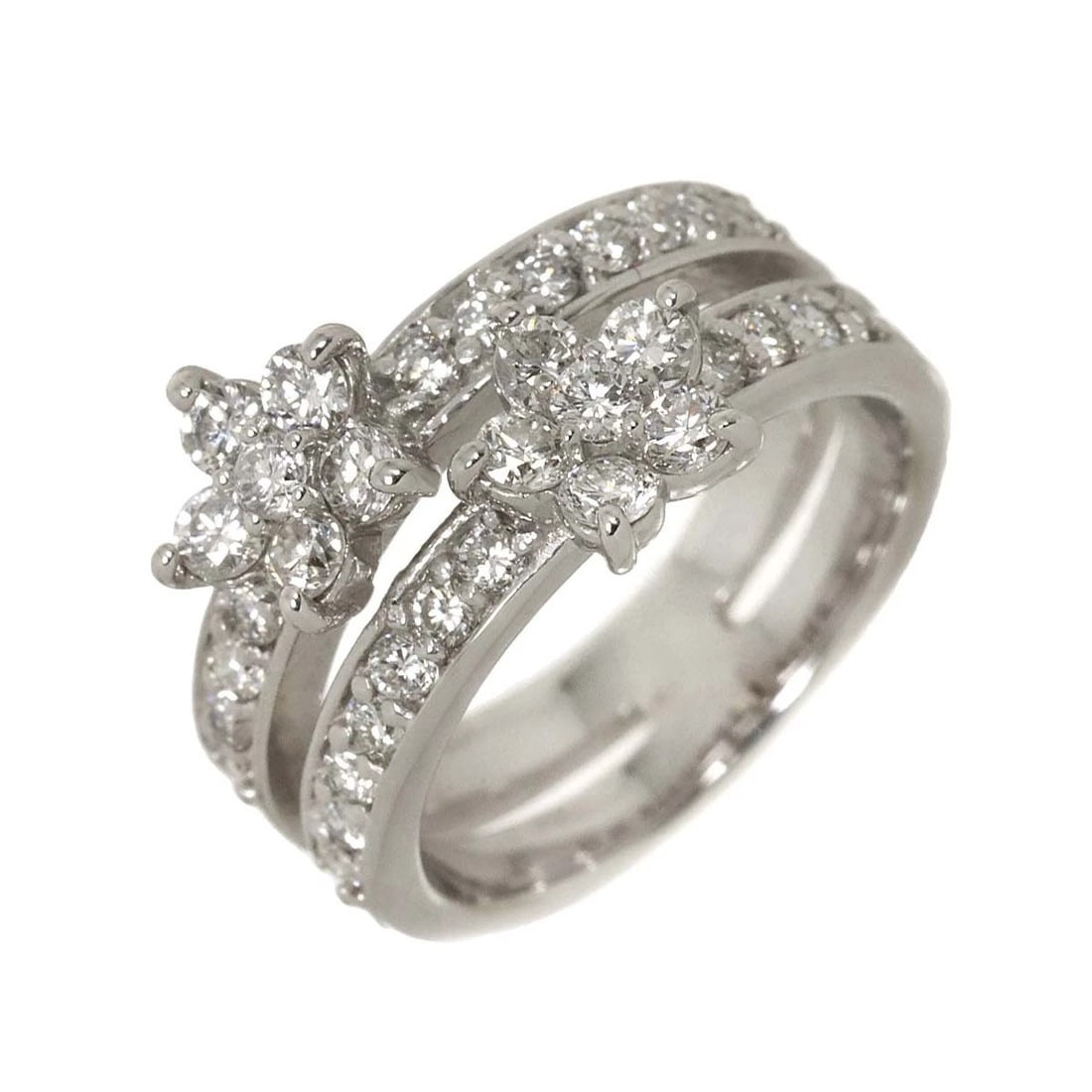 PONTE VECCHIO DIAMOND RING 18K WG: Ponte Vecchio Diamond Ring 18K WG Brand: Ponte Vecchio Type: Ring Material: 18K White Gold Color: White Gold Size: 2.5(US) Accessories: None Accessories Notice: When purchasing pre-owned