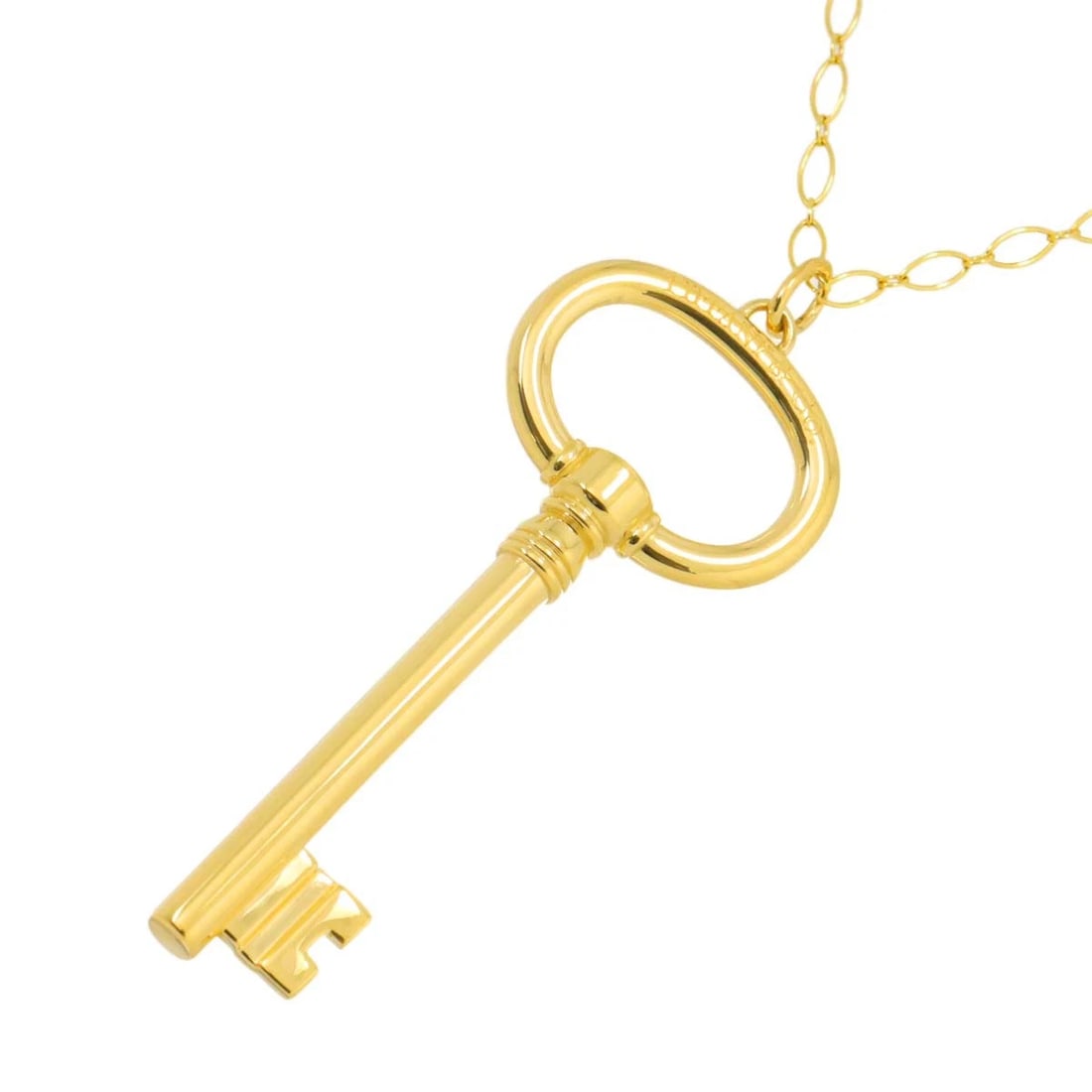 TIFFANY CO. OVAL KEY NECKLACE 18K YELLOW GOLD 750: TIFFANY Co. Oval Key Necklace 18K Yellow Gold 750 Brand: TIFFANY Co. Type: Necklace Material: 18K Yellow Gold Color: Yellow Gold Size: internal circumference of the chain:29.9inch Heart