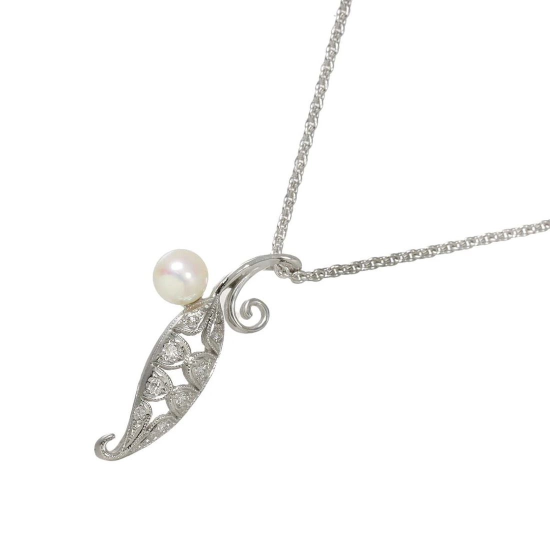 MIKIMOTO AKOYA PEARL DIAMOND NECKLACE 18K WG 750: MIKIMOTO Akoya Pearl Diamond Necklace 18K WG 750 Brand: MIKIMOTO Type: Necklace Material: 18K White Gold Main Stone Akoya Pearl Color: White Gold Size: nternal circumference of the chain:15.7inch