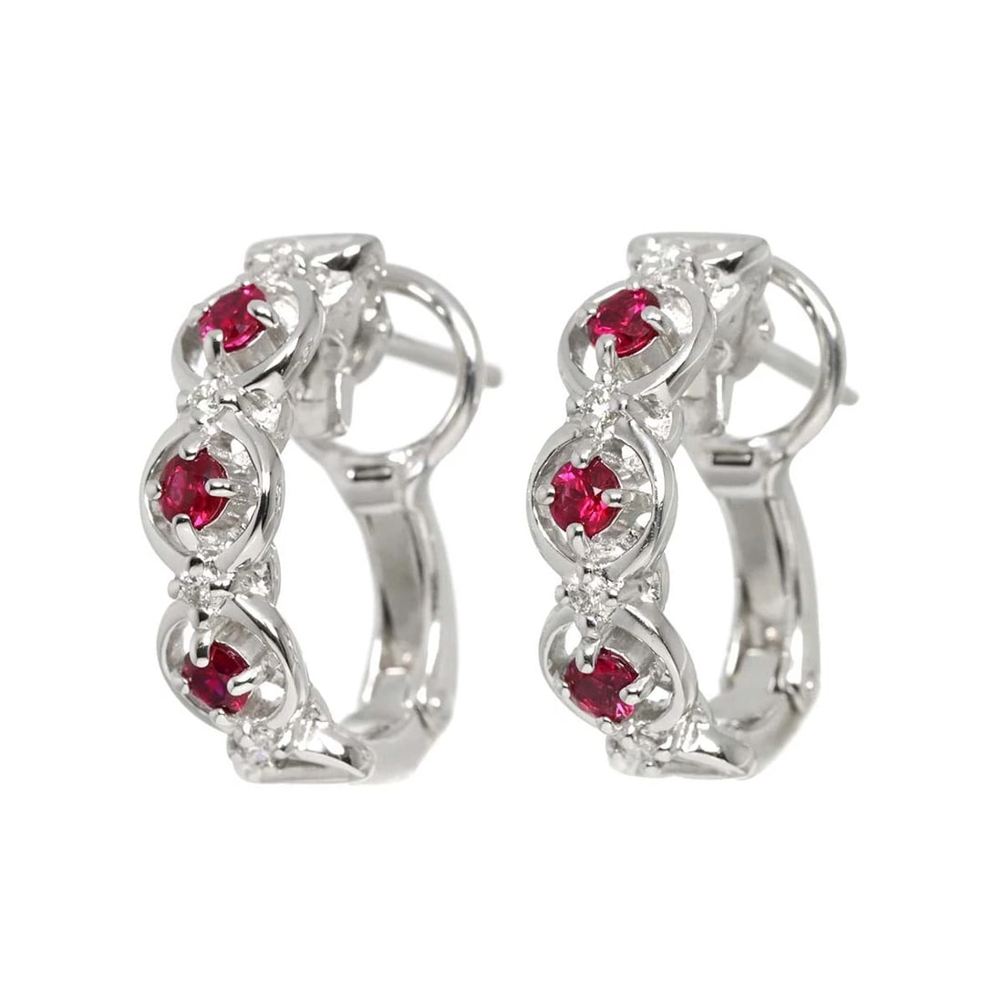 RUBY DIAMOND EARRINGS CLIP-ON 18K K18 WG 750: Ruby Diamond Earrings Clip-on 18K K18 WG 750 Brand: Unbranded Type: Earrings Material: 18K White Gold Main Stone Ruby Color: White Gold Size: W 5.3 X H 17.2mm Accessories: None Accessories