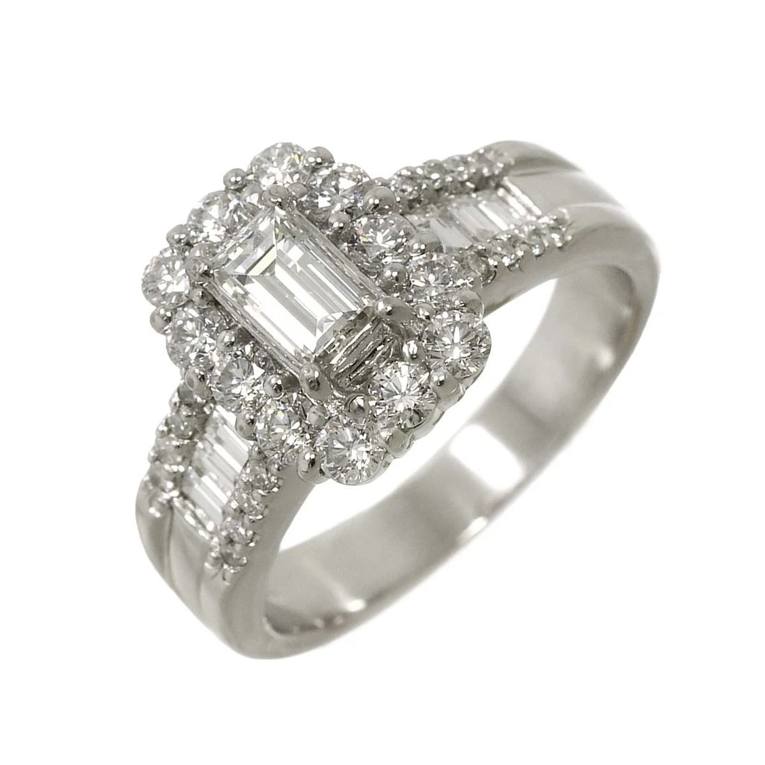 DIAMOND RING PT PLATINUM: Diamond Ring Pt Platinum Brand: Unbranded Type: Ring Material: Pt Platinum Main Stone Natural Color: Platinum Size: 6.75-7.25(US) Accessories: None Accessories Notice: When purchasing pre-