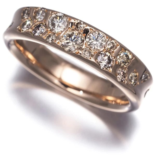 KASHIKEY RING DIAMOND: KASHIKEY Ring Diamond Brand: KASHIKEY Type: Ring Material: Metal Rose Gold Main Stone Natural Color: Rose Gold Size: US6-6.25 Accessories: None Accessories Notice: When purchasing pre-owne