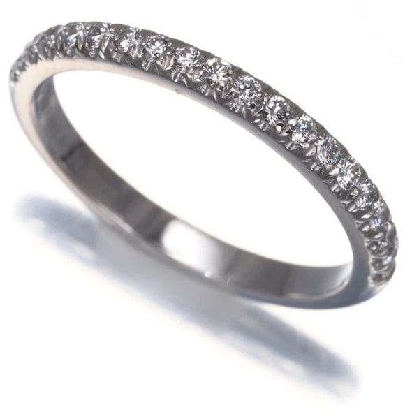 TIFFANY&CO. RING DIAMOND SOLESTE HALF ETERNITY: Tiffany&Co. Ring Diamond Soleste Half Eternity Brand: Tiffany & Co. Type: Ring Material: Metal Platinum Main Stone Natural Color: Platinum Size: US5 Accessories: None Accessories Notice: W