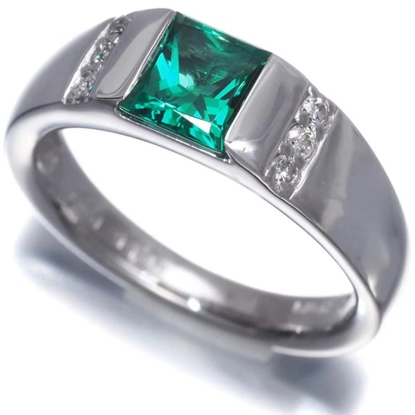 CRESCENT VERT RING EMERALD: CRESCENT VERT Ring Emerald Brand: CRESCENT VERT Type: Ring Material: Metal White Gold Color: White Gold Size: US5 Accessories: None Accessories Notice: When purchasing pre-owned goods, please
