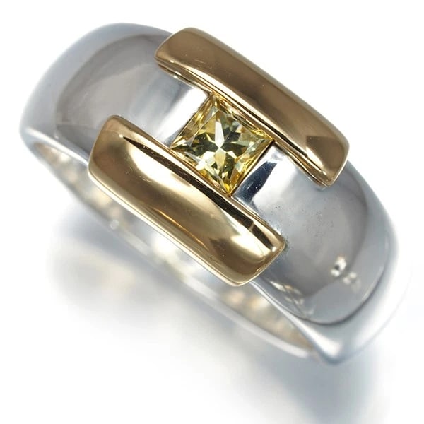 HERMES RING SAPPHIRE HERAKLES: HERMES Ring Sapphire Herakles Brand: HERMES Type: Ring Material: Metal Yellow Gold Main Stone Natural Color: Yellow Gold Size: US5.25 - 5.5 Accessories: None Accessories Notice: When purch
