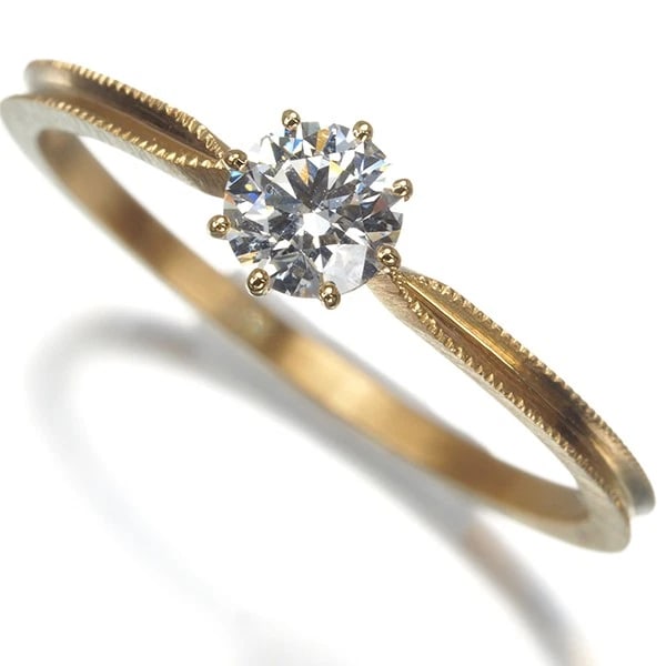 AHKAH RING DIAMOND SALTIER: AHKAH Ring Diamond Saltier Brand: AHKAH Type: Ring Material: Metal Yellow Gold Main Stone Natural Color: Yellow Gold Size: US5 Accessories: None Accessories Notice: When purchasing pre-owned