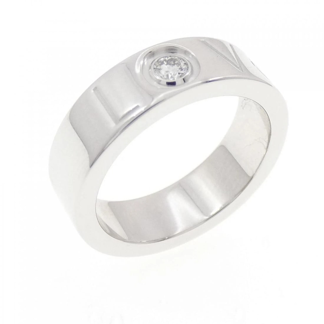 CARTIER LOVE RING: Cartier Love Ring Brand: Cartier Type: Ring Material: 750 White Gold Main Stone Natural Color: White Gold Size: 5 (US size) Accessories: None Accessories Notice: When purchasing pre-owned